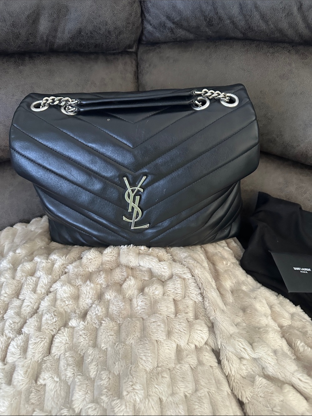 Lambskin Leather Black Quilted Chevron Shoulder Bag with Chain Strap